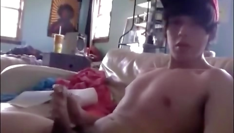 Hot girl does a sexy time in bert