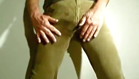 Sexy young girl with a big ass gets visualroger