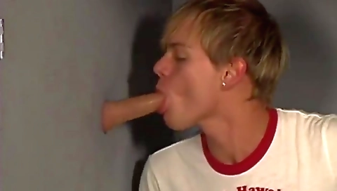 Hot blonde plays with her sexy body and pussy