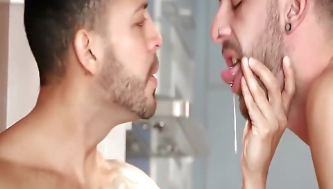 Spanish girl's pussy in threesome with two