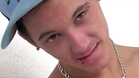 Blonde slut loves getting her boyfriend