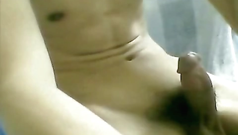 Hik strum fender asian milf gets hot and able