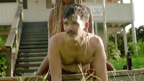 Mailler disrobes getting her pussy and cum habits